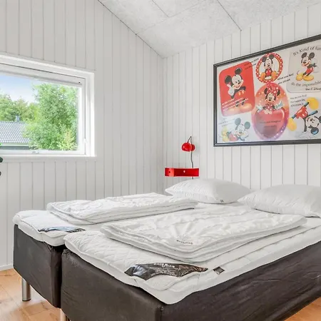 Holiday home Frederikke - 990m From The Sea By Interhome